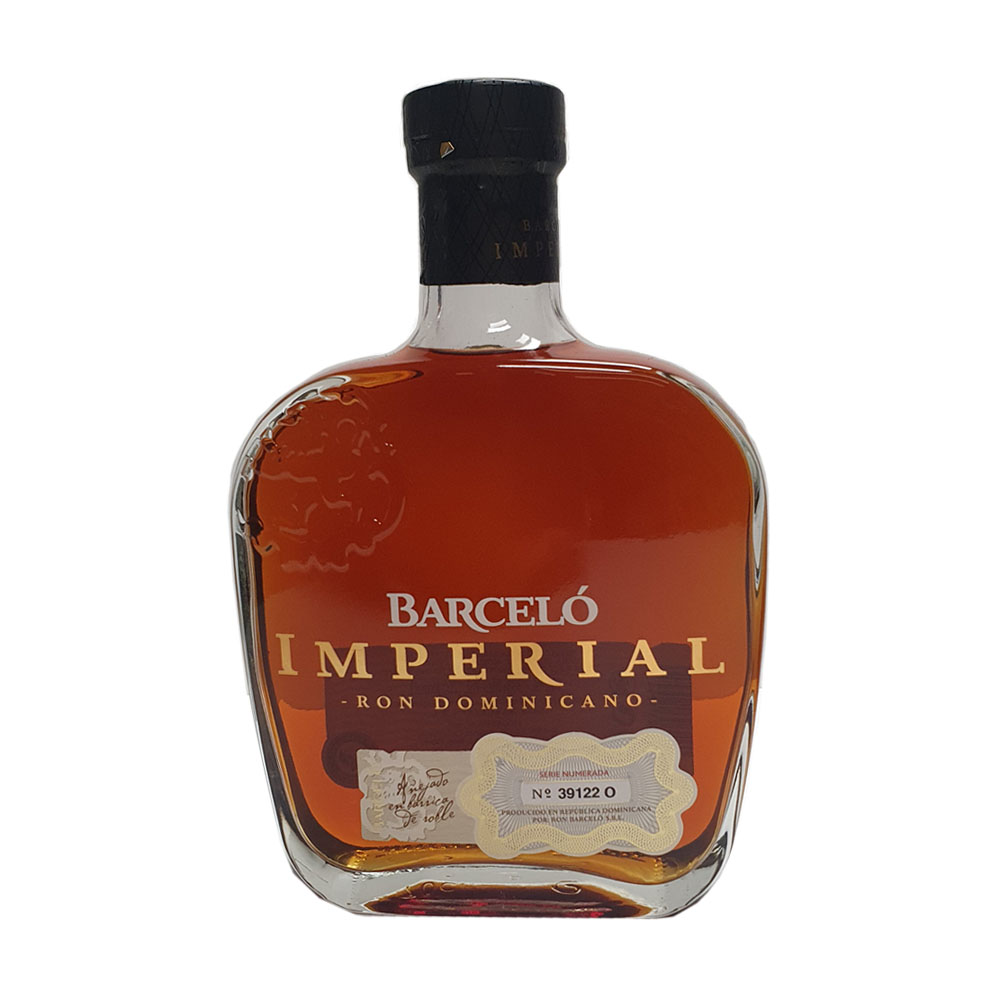 Barcelo imperial 0.7 цена. Барсело Империал. Barcelo виски. Барсело Империал Оникс. Ром Империал.